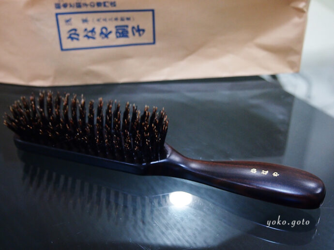 【ブログ】浅草の『かなや刷子』の猪毛ヘアーブラシ