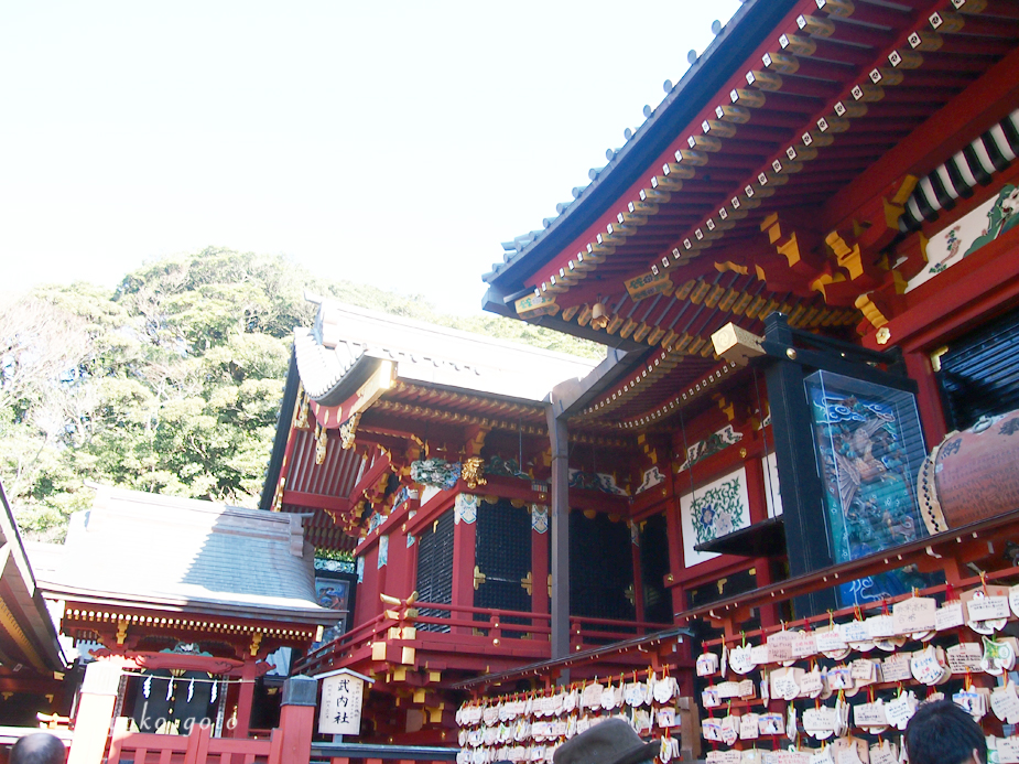 【鶴岡八幡宮の初詣】八幡宮参拝から小町通りを抜けて由比ヶ浜までのおすすめの散策コース　〜御朱印のマナーとオリジナル神棚作り〜